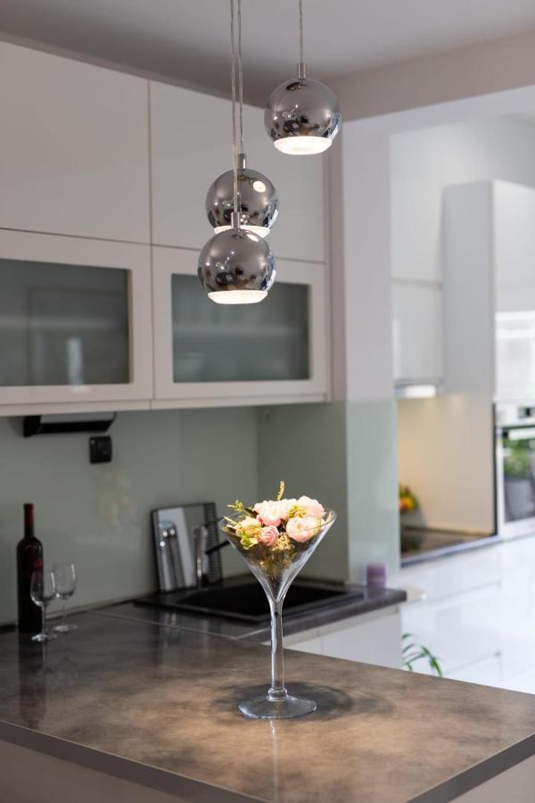 Lux Apartment Ema Kaštela Екстериор снимка