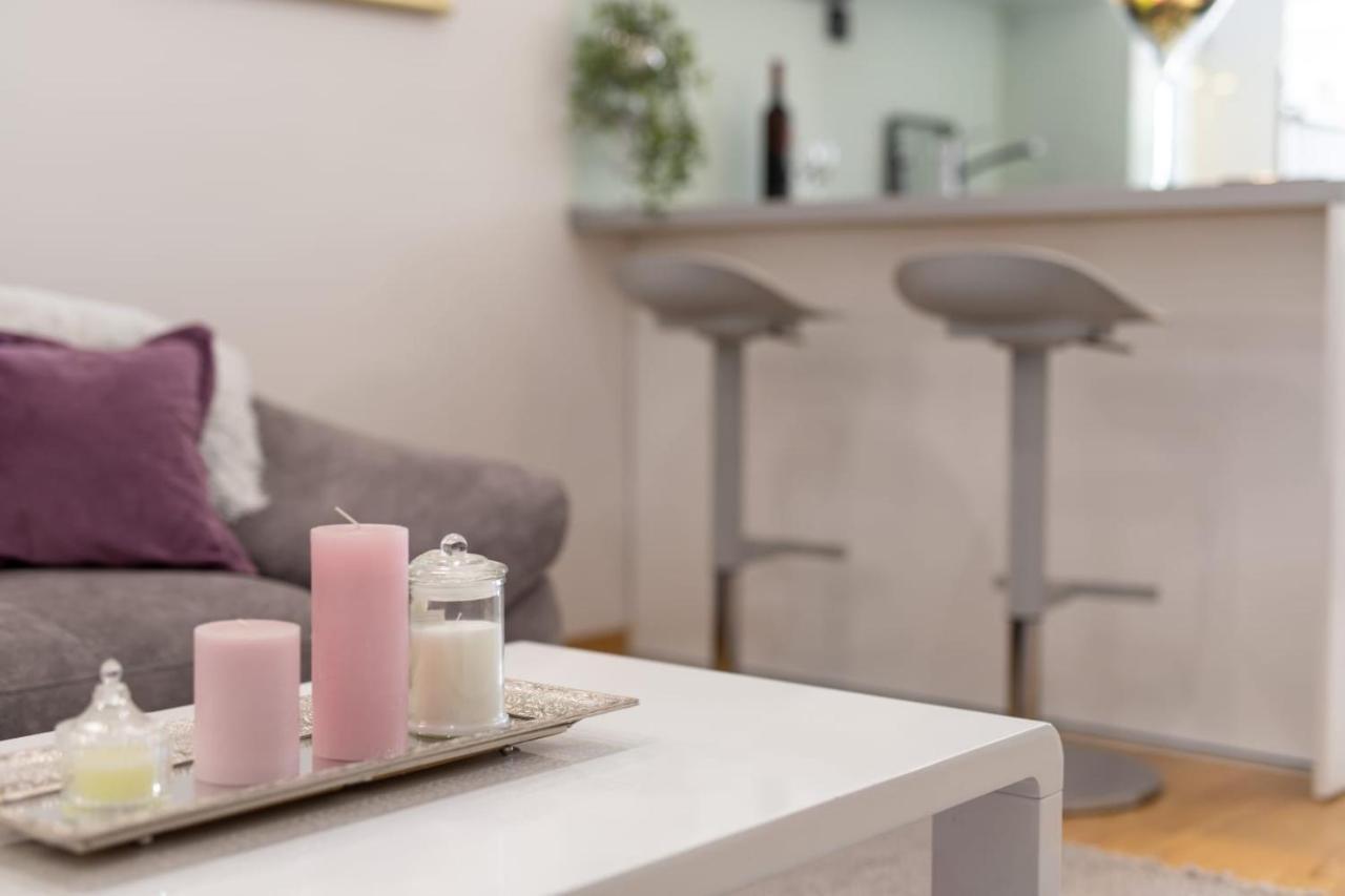 Lux Apartment Ema Kaštela Екстериор снимка
